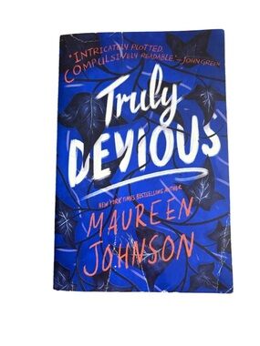 3/$20 Truly Devious by Maureen Johnson – 1st Paperback Edition - Novel Book